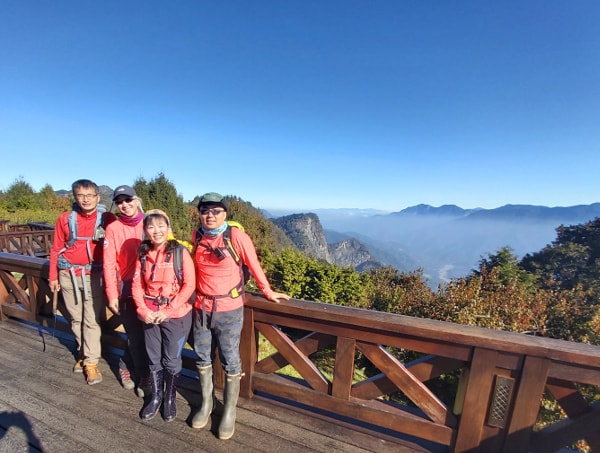 Friendly hiking guides on Mt. Ali