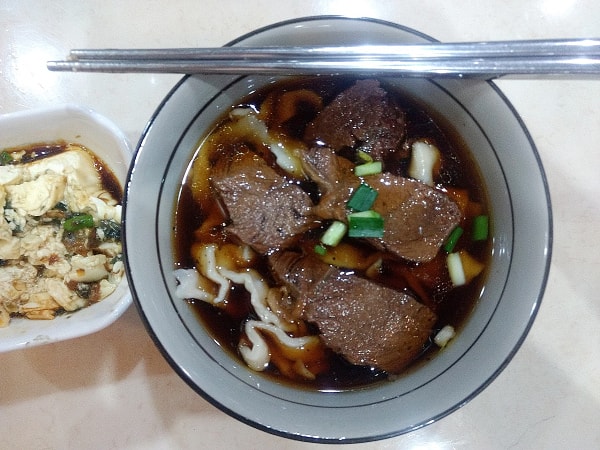 Beef noodle soup