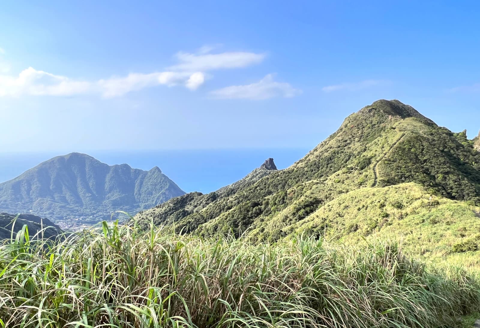 Mt. Teapot, Mt Banping and Mt. Canguanliao